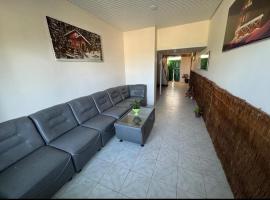 OCAQ restaurant & hotel，位于Şimal的酒店