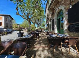 Hôtel De L'Horloge，位于Auvillar的酒店