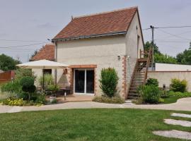Location Le Bief des Jardins & SPA en accès libre，位于布拉西厄的酒店