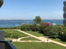 Appartement les pieds dans l'eau, Plage Peirere