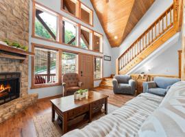 6BD 6BT New Clubhouse indoor pool 1 min to SDC，位于布兰森的酒店