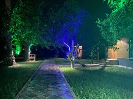Metenin tatil evleri，位于凯麦尔的公寓式酒店