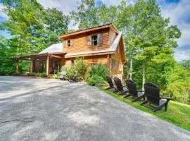 Scenic Getaway Smoky Mountain Cabin, 4 Mi to Park