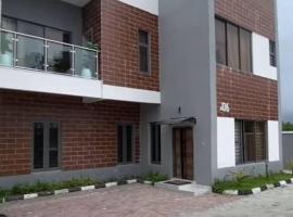 3 Bed Room Villa, Serenity in the Heart of Lekki，位于Sangotedo的酒店