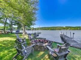 Cottage on Lamoka Lake with Deck, Grill and 3 Kayaks