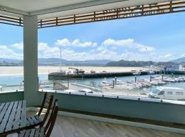 The Cliffs A Ribeira - Rapadoira