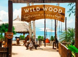 Wild Wood x Hansa Beach Fitness Resort，位于通萨拉的酒店