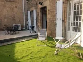 In the heart of Sarlat- Charming & Authentic House