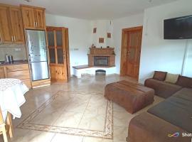 Apartmán Srubík，位于Čisovice的酒店