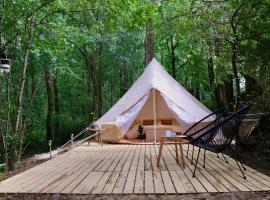 Wild Lodge，位于Lasséran的豪华帐篷