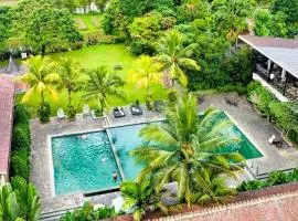 Amanuba Hotel & Resort Rancamaya