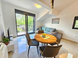 Harmony Garden Apartments，位于科托尔的低价酒店