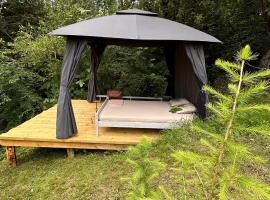 MURA Silent Camp，位于R&acirc;șca的豪华帐篷营地