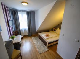 Hotel Restauracja Sara，位于Laskowa的酒店