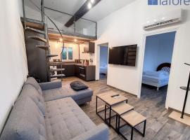 Haut de villa vue mer 3 pièces climatisé & wifi 4 à 6 personnes，位于皮耶特罗塞拉的酒店