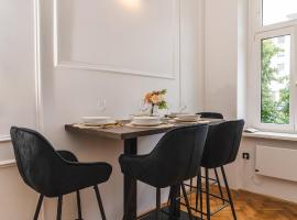 HL Apartments，位于马里博尔的住宿