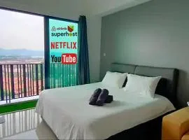 I-SoHo I-City Theme Park, Netflix, Pool, Wifi, Parking