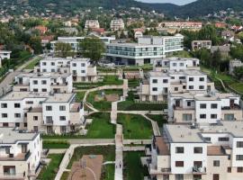 BIRGÉS Villapark Apartments，位于巴拉顿菲赖德的公寓