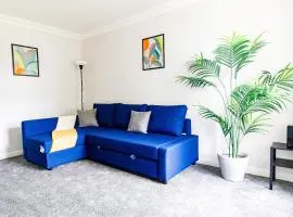 2Bed Garden & Private Parking Near A19 - Perfect for Contractors