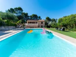 Villa provençale Peical