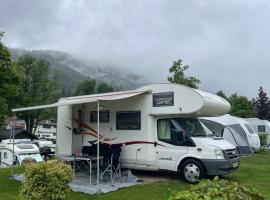 Camper Mobile Motorhome，位于第比利斯的酒店