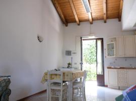 Discover Appennino - Via Roma 64 - Montecreto，位于蒙泰克雷托的酒店