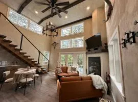Luxury cabin vc home 2bd 2bath