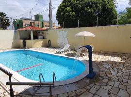 Casa ampla com piscina e churrasqueira em PN，位于纳塔尔的酒店