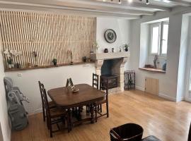 L Asterienne，位于Saint-Astier的酒店