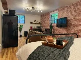 Exquisite Haven King Bed Min To Dt Parking