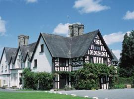 Maesmawr Hall Hotel，位于凯尔苏斯的酒店