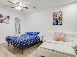 Super Beach Deal, Apt w/2 Queen Beds On Ocean Dr