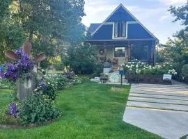 Coveted Creekside Setting, Near Downtown And Bogert Park