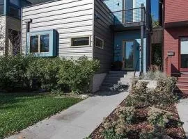 This Deluxe Contemporary 3-story Condo Offers The Best Of Bozeman!