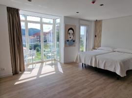 Playa Joyel Family Rooms，位于诺哈的酒店