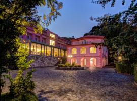 BIO Hotel - Hotel Quinta da Serra，位于Estreito de Câmara de Lobos的酒店