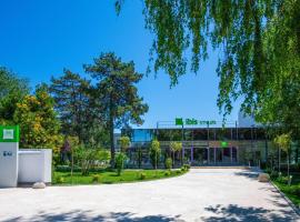 ibis Styles Venus，位于维纳斯的酒店