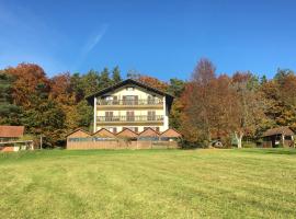 Ferienhof Baba Yaga，位于Deutsch Goritz的酒店