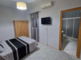 Villa Izael AT-BA-00317，位于Talavera la Real的酒店
