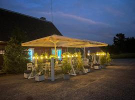 Emmaste Teemaja，位于Emmaste的酒店