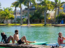 Nômades Riverside - Adventure Hostels & Coworking，位于弗洛里亚诺波利斯的酒店