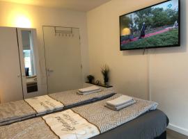 Luxe appartementen Apeldoorn with Outside JACUZZI and SAUNA，位于阿珀尔多伦的酒店