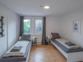 Cozy Living - Large Apartments for Groups