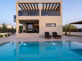 Diamond Villa with swimming pool