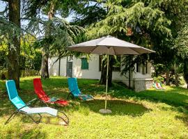 Villa Alberti 900m from Garda lake - Happy Rentals，位于萨罗的酒店