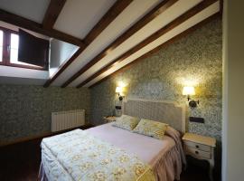 Hotel Rural y Restaurante, Rinconcito de Gredos，位于Cuevas del Valle的酒店