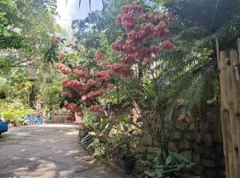 Hillcrest Sanctuary，位于Maraval的酒店