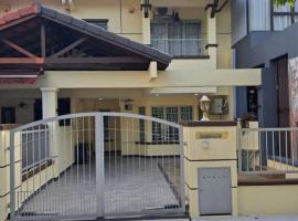 Double-story House in Kuala Lumpur，位于安邦的酒店