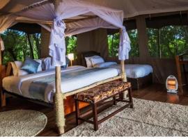 Luxurious haven maasai mara safari camp in kenya，位于Sekenani的住宿加早餐旅馆