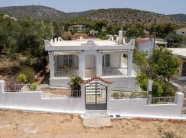 Manos Beach House Salamina，位于Kanakia的酒店